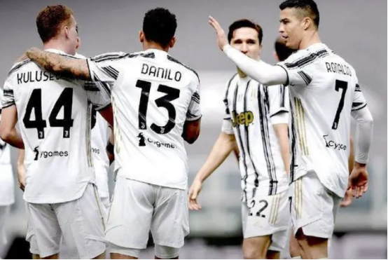  尤文图斯客场闷平博洛尼亚，基耶萨失点遭质疑  