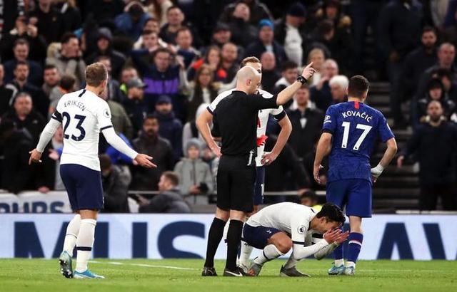  热刺铁卫红牌离场改写比赛走势  